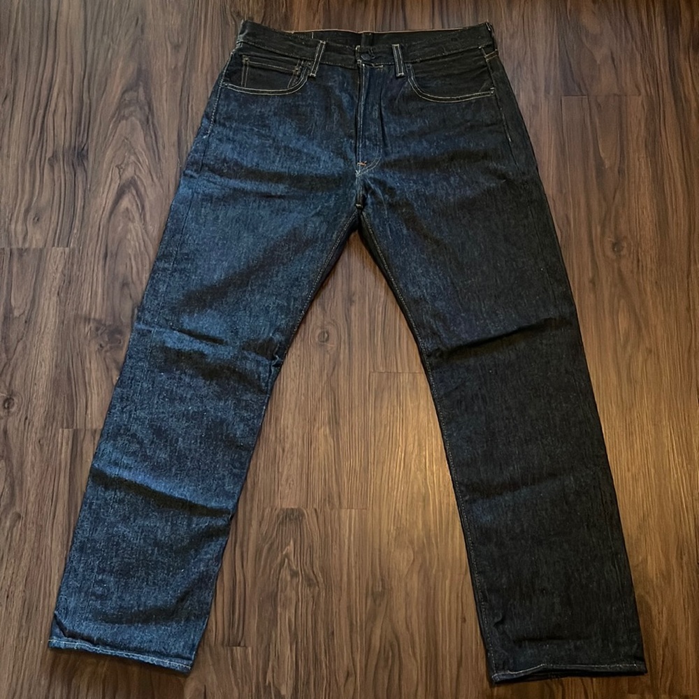 Levi Strauss & Co. • 501  Original • 32 X 30 • San Francisco • Straight • Denim
